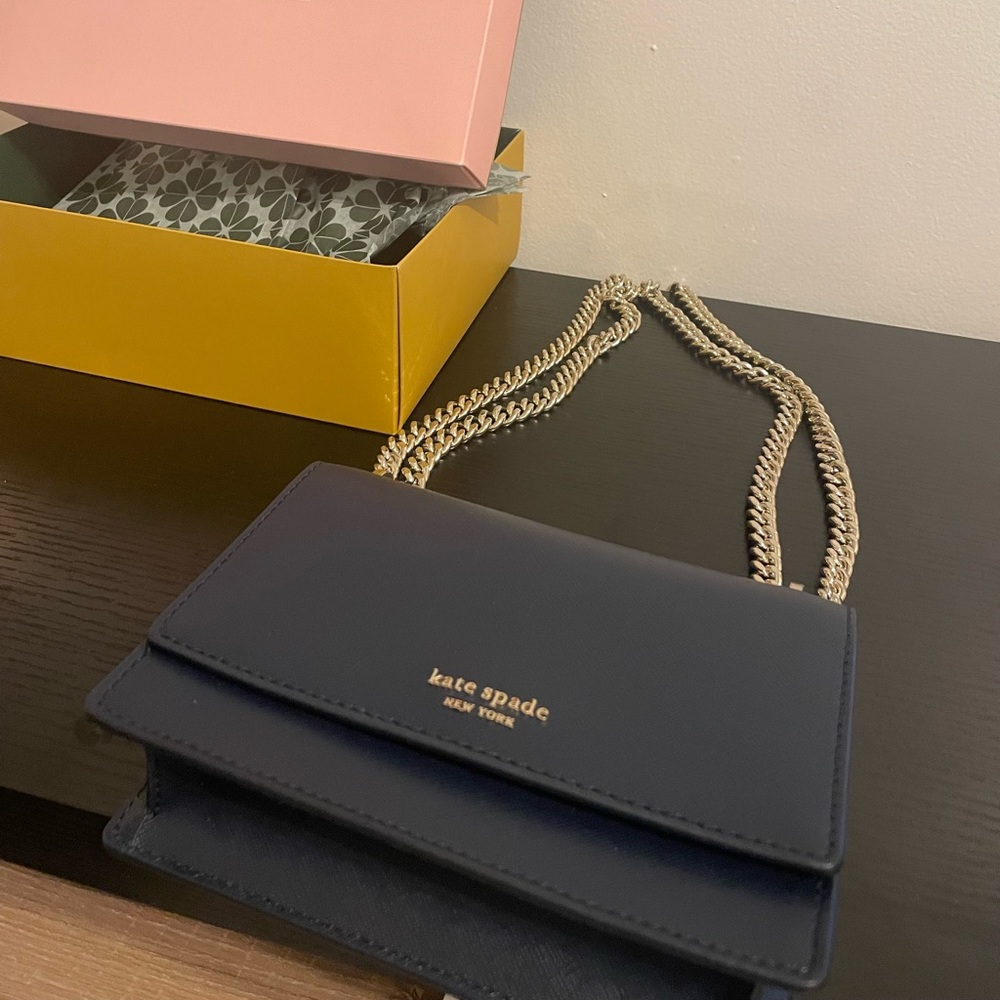 Crossbody/ shoulder Kate spade